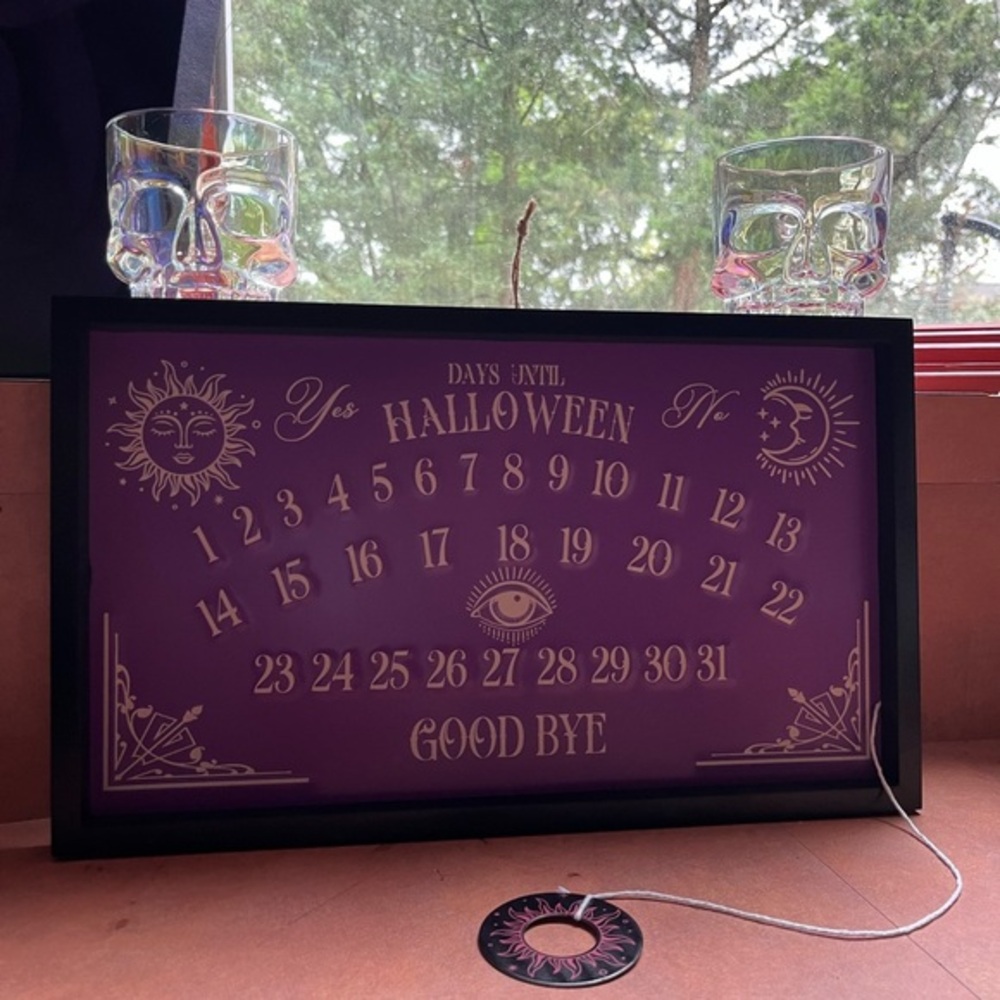 Ouji Halloween Countdown Calendar! NWT